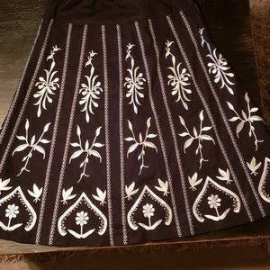 Embodered Cotton Skirt with Flare - Black, Dialogue